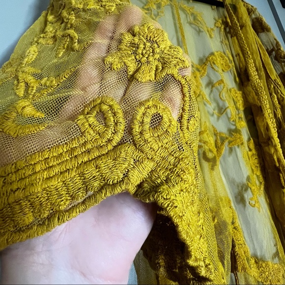 Lightly Worn Ashley Lace Kimono in mustard by LUQ in XL🌞 - Picture 14 of 14
